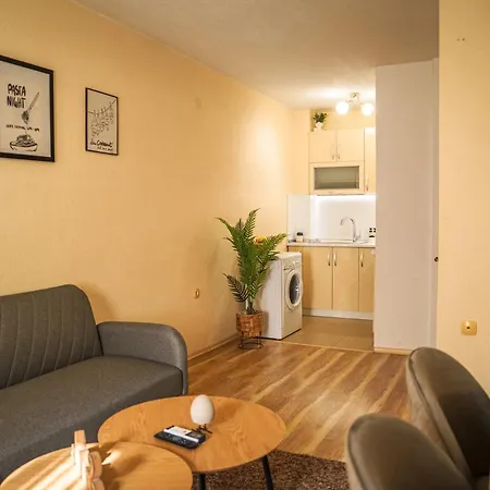 Apartment Azuri *