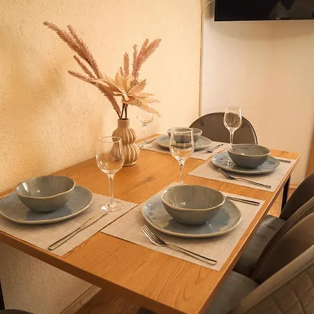 아파트 Azuri 산단스키