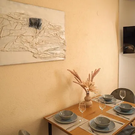 Azuri Apartment *
