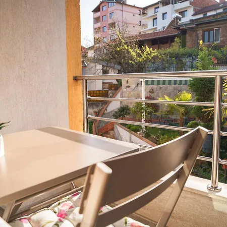 Azuri * 산단스키